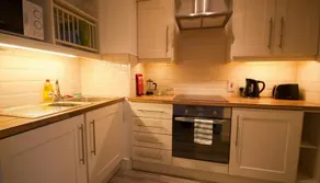 IFSC Dublin City Apartments - Image 5