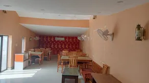 Apna Niwas Guest House & Restaurant - Image 4