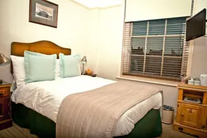 Brighton House - Image 2