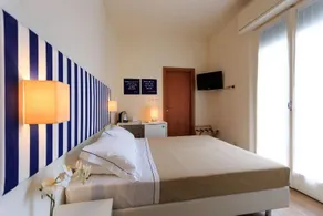 Mini Hotel - Image 4