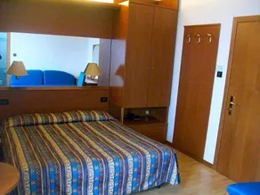 Hotel Mondial - Image 4