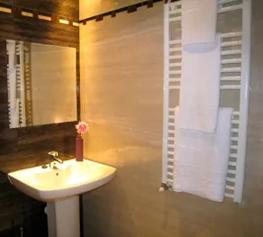 KM1 San Bernardo Apartments - Image 3