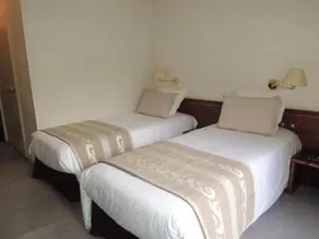 Hotel 4C - Image 5