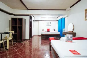 RedDoorz @ Downtown Bacolod - Image 3