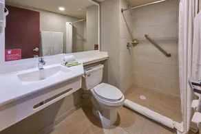 City Express Suites by Marriott Toluca - Image 2