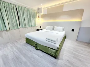 The Green Mansion - Image 5