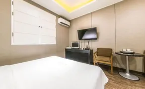 Rampart Hotel - Image 2