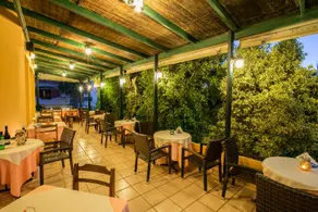 Elotia Hotel - Image 5