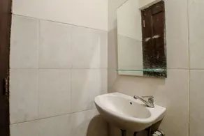 Bi.es Homestay - Image 3