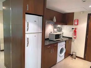 Phoenix Plaza Hotel Apartments - Image 2