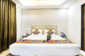 Fabhotel Galleria Inn - Image 4