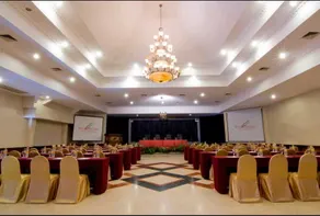 Royal Orchid Garden - Image 5