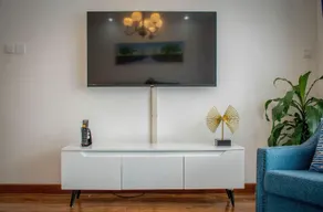 Luxel Suites By Homes By Della - Image 4