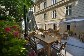 LOFT Hotel Bratislava - Image 4