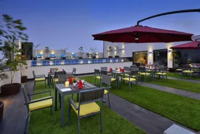Hotel Royale Regent - Image 4