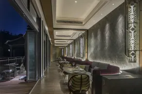 Angsana Zhuhai Phoenix Bay Hotel - Image 4