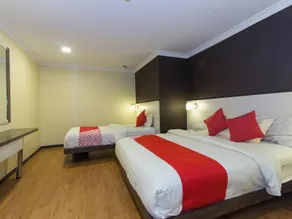 OYO 431 Hotel De Grand Orchard - Image 3