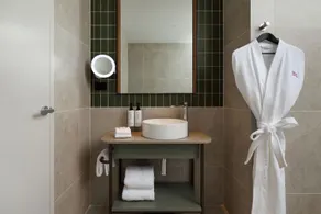 Crowne Plaza Geelong  - Image 2