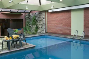 Primacy Hotel - Image 2