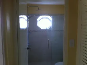 Oakland Apartment - Image 3