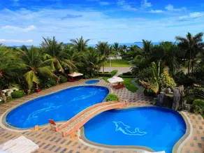 Yinyun Seaview Hotel - Image 2