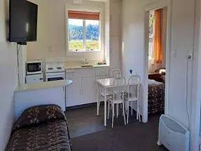 Glacier View Motel - Franz Josef - Image 4