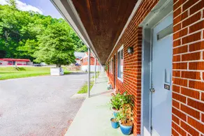 Travelers Inn by OYO Beaver, Hwy 19 - Image 5