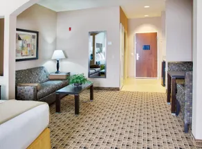 Holiday Inn Express & Suites Houston Energy Corridor - W Oaks - Image 2