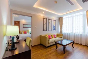 James Joyce Hotel Zhuhai Light Rail Mingzhu Station Aoyuan Plaza - Image 2