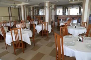 Hotel Comandor - Image 3