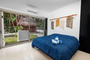 Angelina 28 Beachfront By Nah Hotels - Image 5