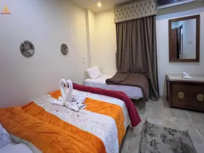 Point Pyramids View Inn - Image 3
