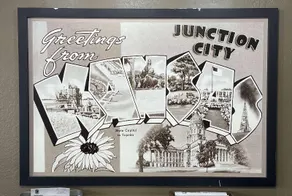 Super 8 by Wyndham Junction City - Image 4