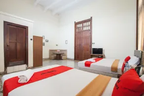 RedDoorz @ Lawang - Image 5