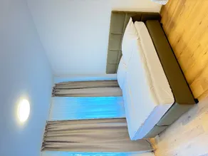 Riverside Apartment - Image 1