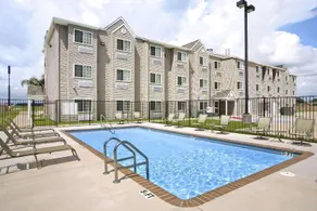 Microtel Inn & Suites By Wyndham Breaux Bridge - Image 5