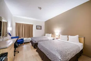 Econo Lodge Laredo - Image 5