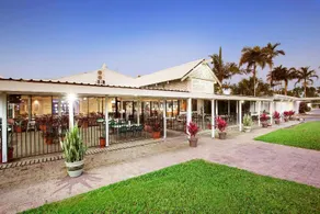 Mission Beach Resort - Image 2