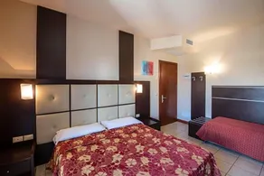 Hotel Mondial - Image 3