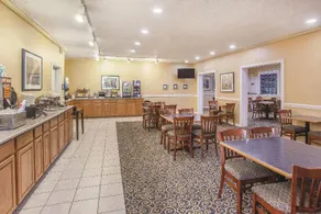 La Quinta Inn by Wyndham Berkeley - Image 3