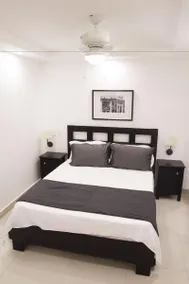 Residence City Boutique - Image 2