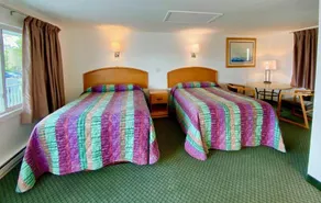 Americas Best Value Inn & Suites-Hyannis/Cape Cod - Image 5