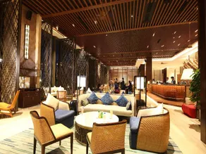 XIHU RESORT HOTEL - Image 2