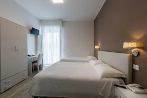 Hotel Saviola - Image 4
