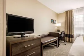 Comfort Inn & Suites Red Deer North - Image 5
