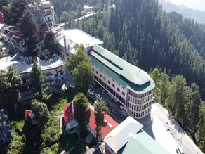 Shangrila Hotel & Resort Changla Gali - Image 2