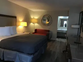 Budgetel Inn & Suites - Image 2