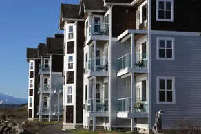 Tides Inn & Suites - Image 4