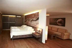 Katrin Suites-  Adults Only - Image 5