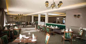 Longcourt House Hotel - Image 2